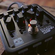 Guitar & Bass Equipment