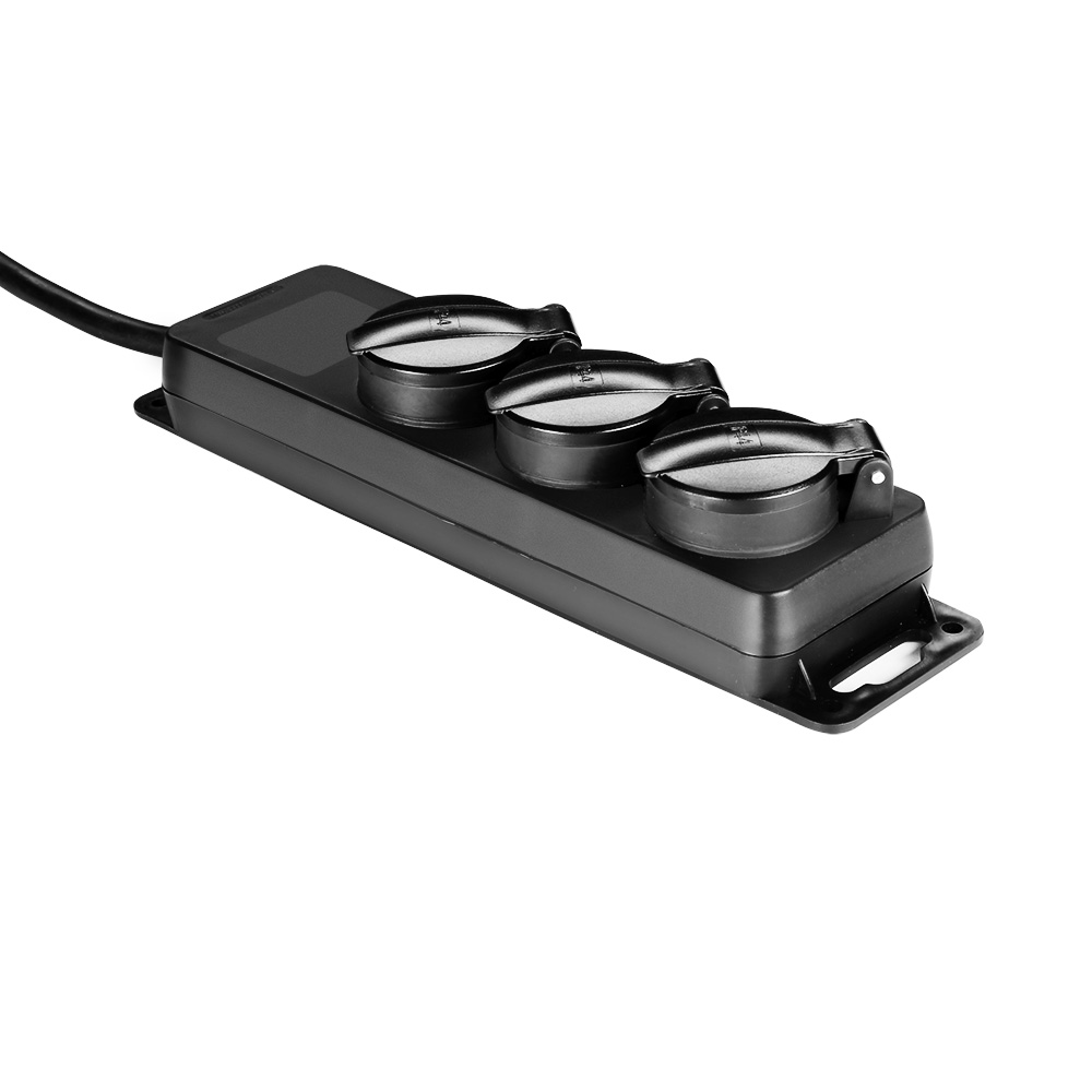 Ciabatta a 3 prese classe di protezione IP44