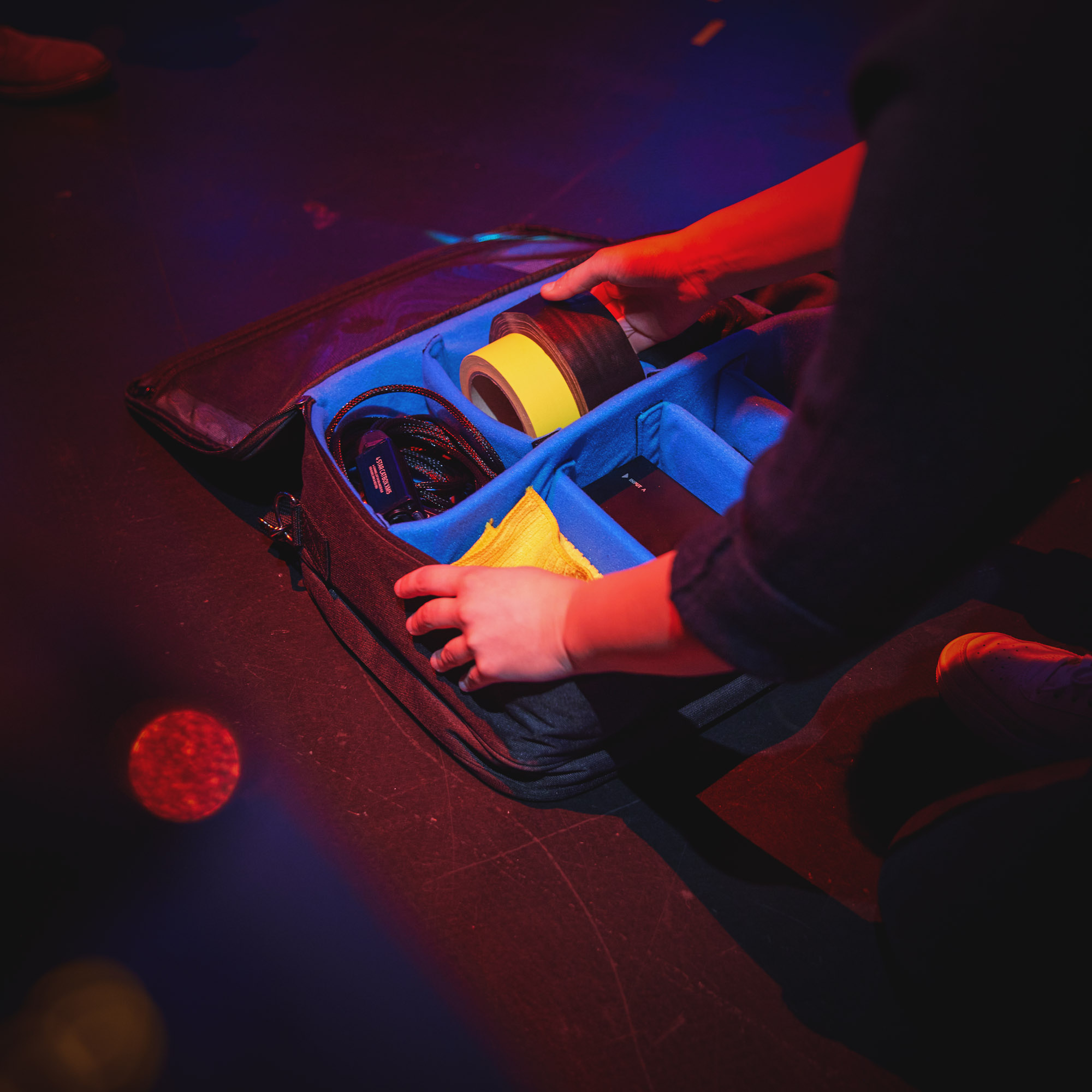 Padded organiser bag for cables and accessories | size XL 21