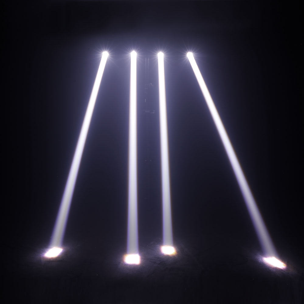 Impianto di illuminazione con 4 proiettori a testa mobile ultraveloci dotati di Quad-LED RGBW CREE da 10 W