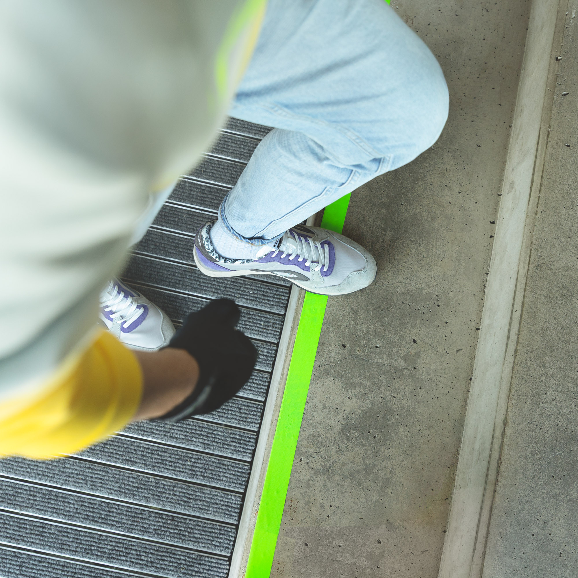 Nastro adesivo in tessuto | rosso | 19 mm x 25 m