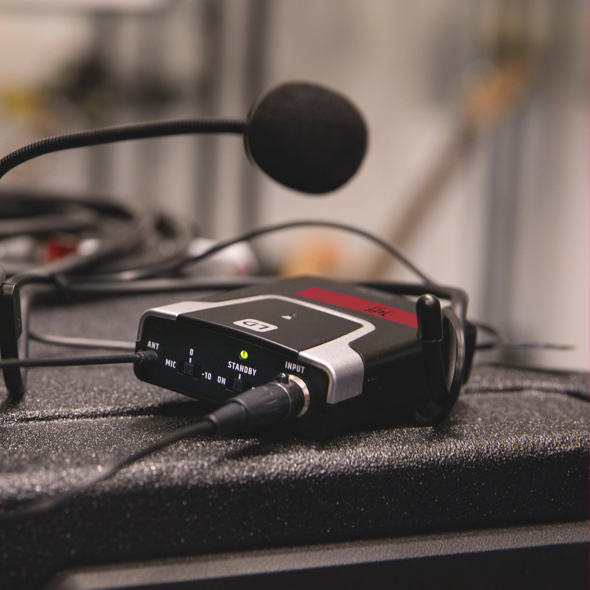 Nastro adesivo in tessuto | rosso | 19 mm x 25 m