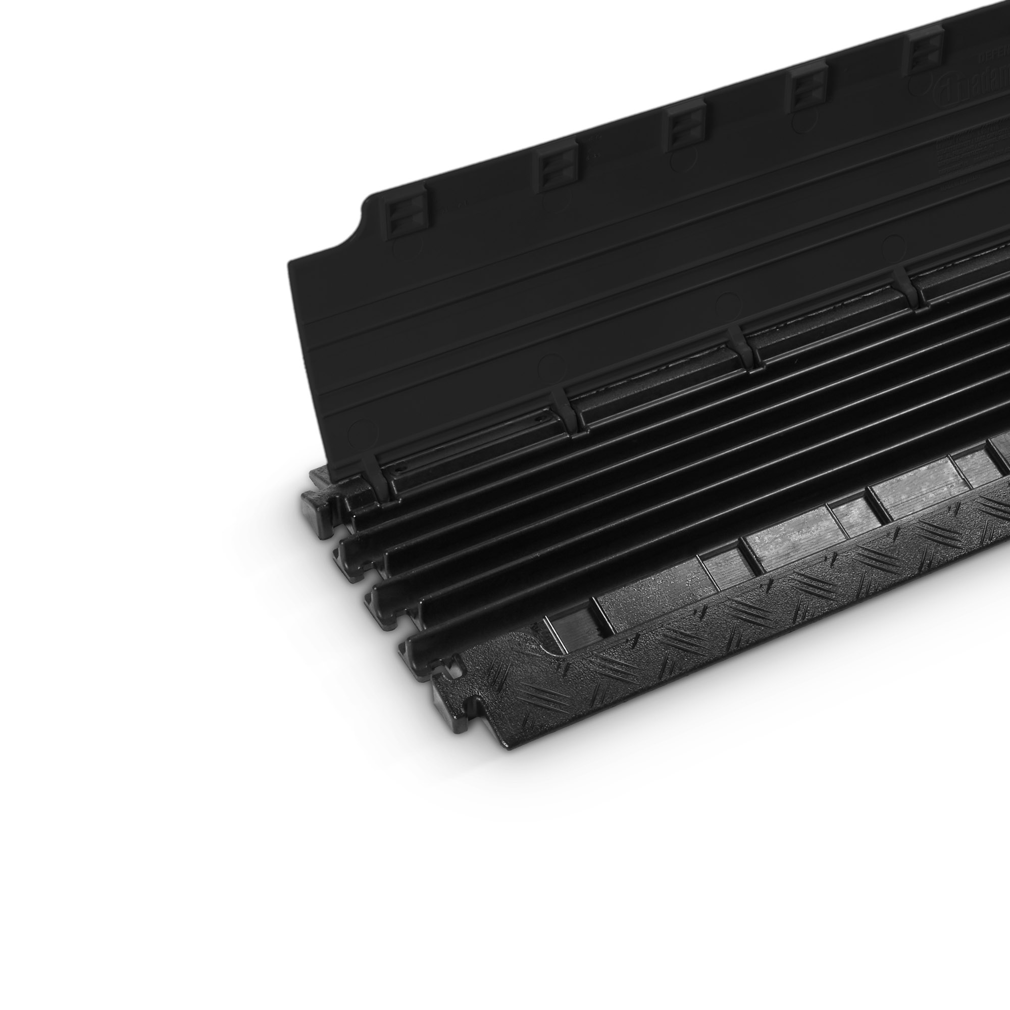 Protezioni per cavi a 6 canali | per impieghi medi | altezza 3,2 cm