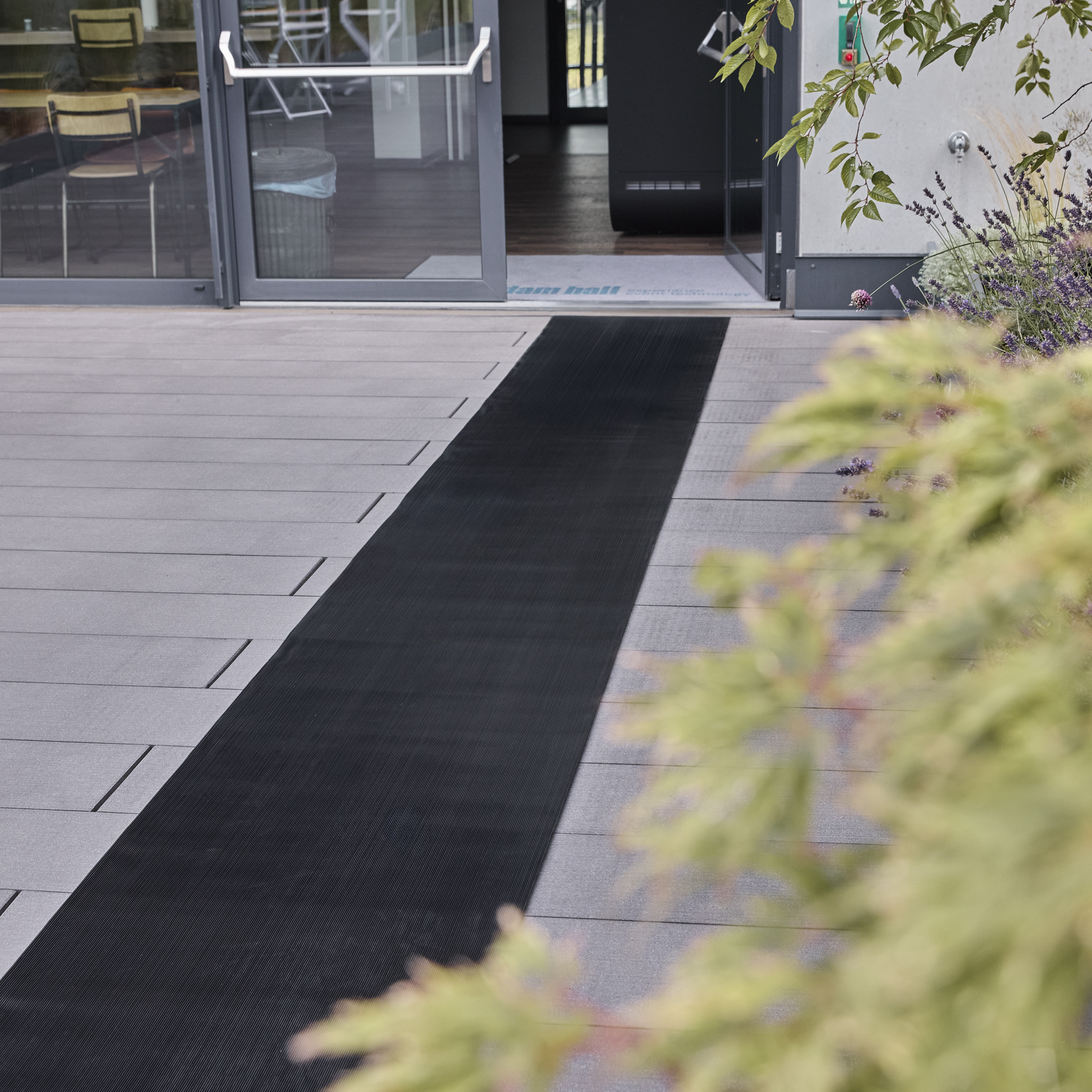 Tappetino in gomma rigata | nero | spessore 3 mm