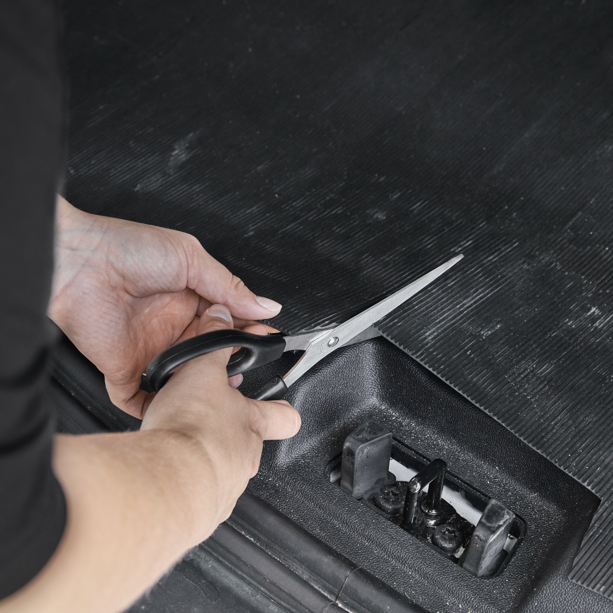 Tappetino in gomma rigata | nero | spessore 3 mm