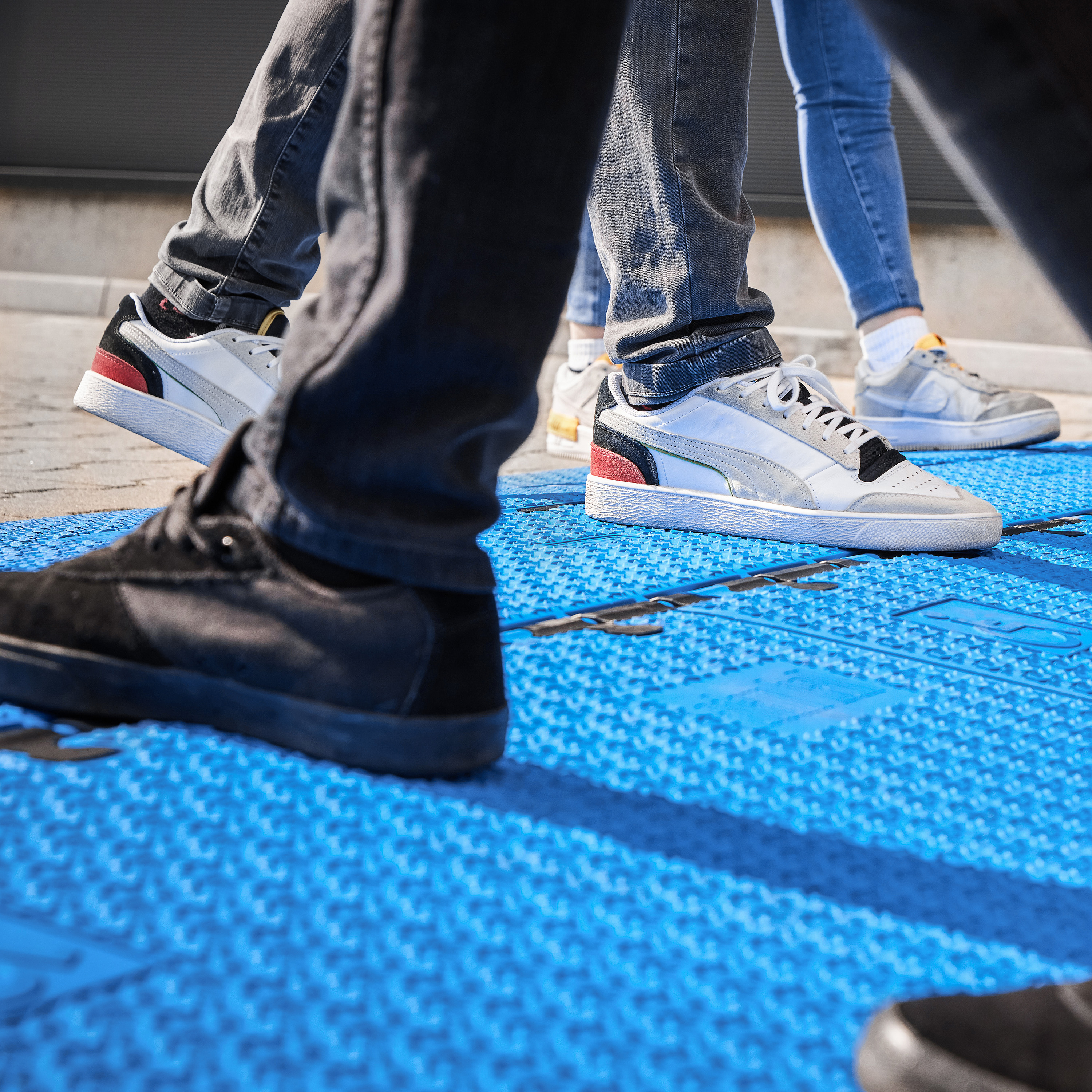 Sistema modulare 5 canali | rampa blu | transizione accessibile alle sedie a rotelle | altezza 5,4 cm