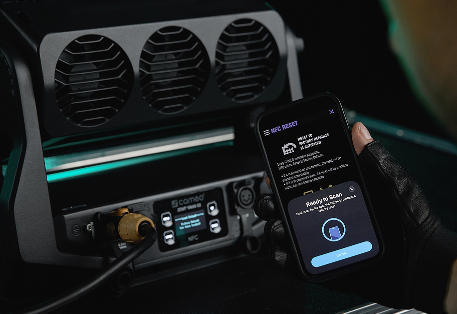 Configuring a ZENIT® G2 fixture with Cameo CONNECT® over NFC