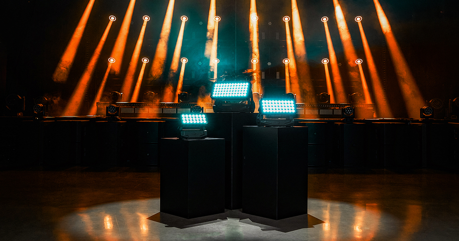 ZENIT® G2 fixtures on stage in warm beams