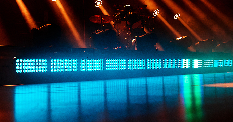 A row of ZENIT® G2 fixtures creating a continuous wash on stage